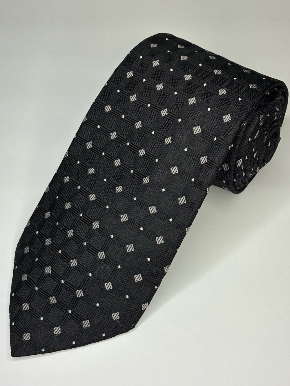 CANALI Mens Silk Tie Black Geometric Diamond Square Pattern Hand Made In Italy